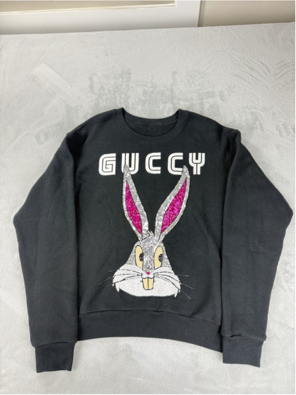Gucci Women's Size XS Bugs Bunny Sequin Black Sweater Limited Edition